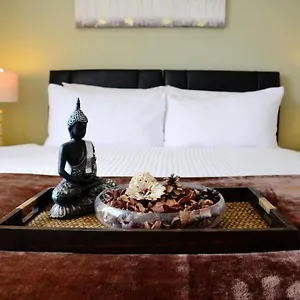 Dreams Serviced Accommodations- Staines/heathrow Stanwell